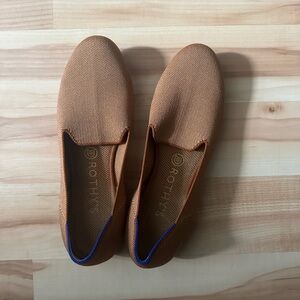 Rothy’s fawn loafers size 9